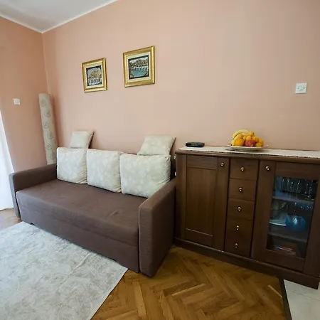 Bojic 281 * Rovinj